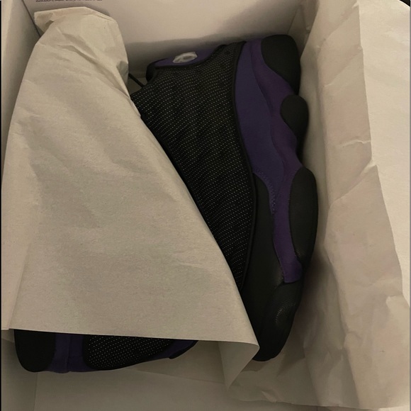 Air Jordan 13 Retro. Black/Court Purple-White. Mens size 10